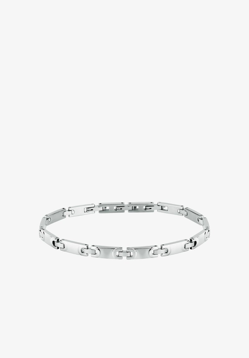Bracciale in metallo argento con maglie rettangolari e ovali intrecciate, caratterizzato da una finitura lucida e una texture liscia.