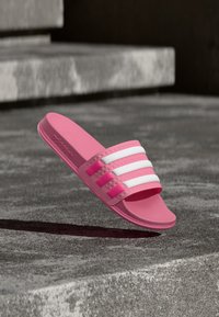 Επιλέχθηκε, bliss pink/footwear white/lucid pink