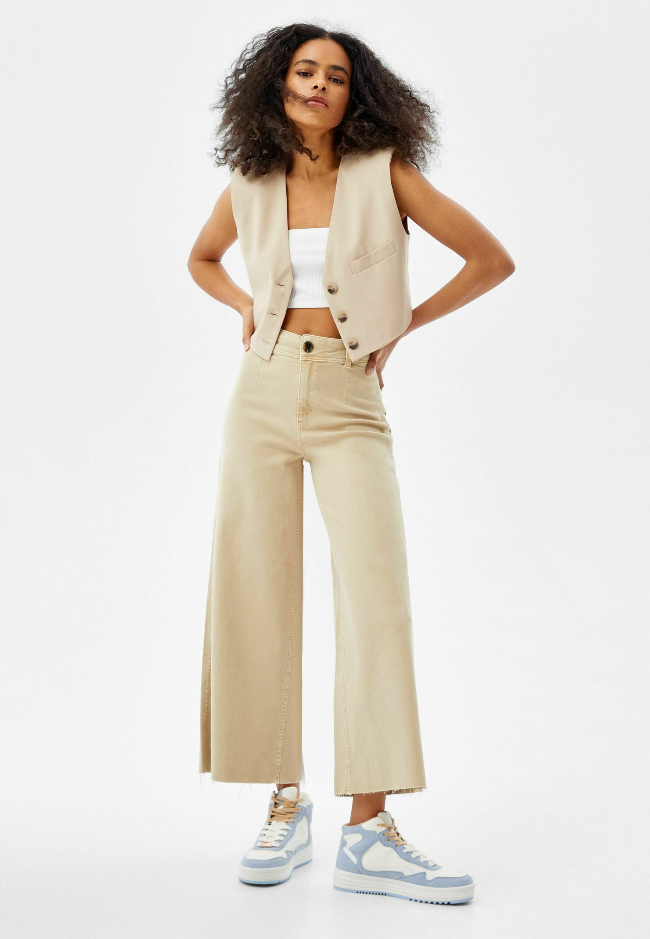Bershka Jeans a zampa - beige - Zalando.it