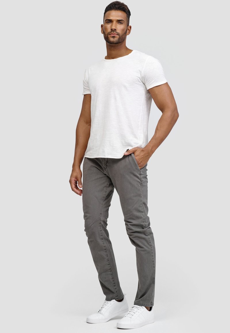 Herren Chinos | INDICODE JEANS Chino grey/anthrazit - JH58429 Herren Chinos | INDICODE JEANS Chino grey/anthrazit - JH58429