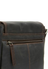 The Chesterfield Brand EVERGLADES - Borsa a tracolla - brown