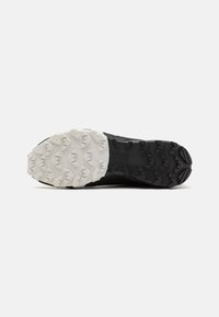 Dynafit TRAVERSE MID GORE TEX - Hikingskor - black out/nimbus