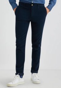 McGregor - Chinos - navy Thumbnail Image 1