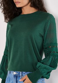 Apricot Maglione - green