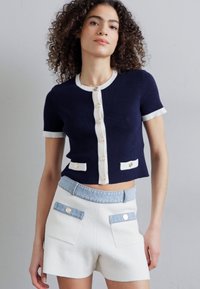 Maje IRSALA - Shorts - ecru