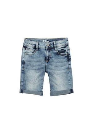 Shorts en denim bleu clair avec revers roulés, bouton avant, fermeture éclair et design à cinq poches.