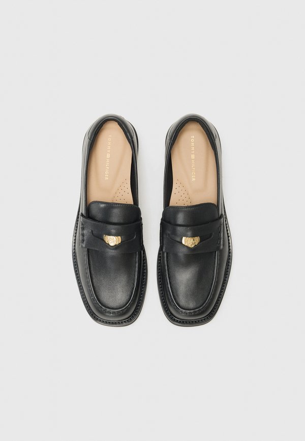 CREST SQUARISH - Moccasins3