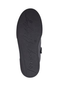 Suola di scarpa in gomma nera con superficie texturizzata, caratterizzata da un design del logo distintivo e un indicatore di taglia circolare. Forma piatta e ampia.
