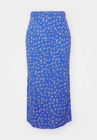 Fustă albastră cu un model floral, având flori mici albe și negre, design ajustat și o crăpătură pe lateral pentru o mișcare ușoară.