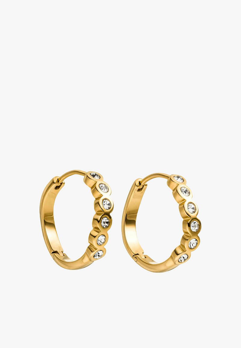 Goldene Creolenohrringe mit einem strukturierten Design und runden Ausschnitten, sowie sechs klaren Edelsteinen, die entlang der äußeren Kante gesetzt sind. Leicht und mit Verschluss.