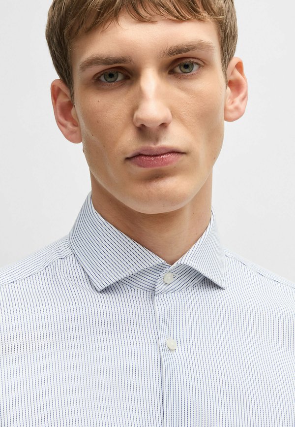 H-HANK-SPREAD - Shirt3