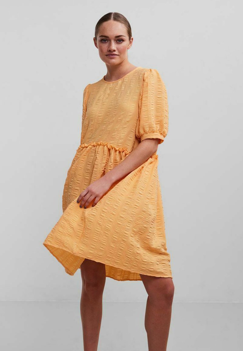 Pieces PCVUDMILLA Day dress apricot cream/apricot Zalando