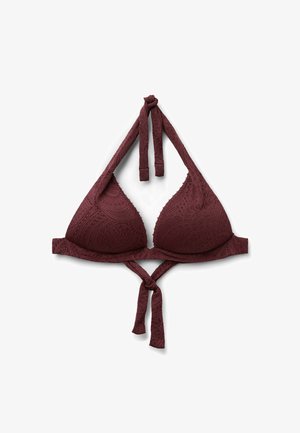 Haut de bikini bordeaux à col licou avec texture paisley, bonnets rembourrés et attaches au cou et dans le dos sur fond blanc.