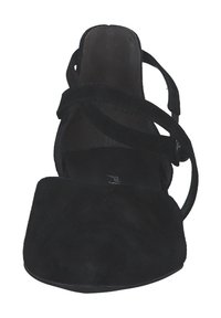 Czarne zamszowe buty slingback z kwadratowym noskiem, z krzyżującymi się paskami i niskim obcasem. Gładka tekstura i minimalne akcenty metalowe.