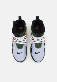Nike Sportswear AIR PRESTO MID UTILITY - Sapatilhas de cano alto - carbon green/black/ghost/pollen/redstone