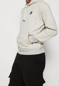 Scotch & Soda Mikina s kapucí - mottled grey