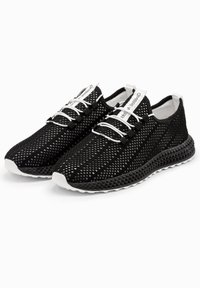Ombre OM-FOKS - Sneakers basse - black