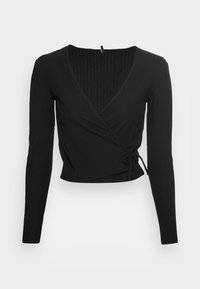 Schwarzes langärmeliges Wickeltop aus geripptem Stoff, mit einem tiefen V-Ausschnitt und einem Bindeband in der Taille. Geschmeidige Textur überall.