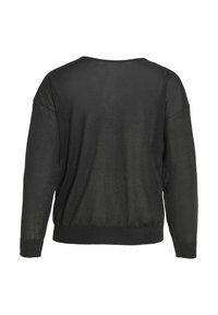 Musta, avoin neulepusero, jossa on pitkät hihat, löysä istuvuus ja pyöreä pääntie. Alahelma on hieman kiristetty rentoa siluettia varten.