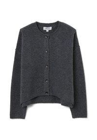 Cardigan grigio corto realizzato in un morbido misto lana, con collo rotondo, maniche lunghe e cinque bottoni neri sul davanti.