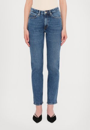 MAGGIE - Slim fit -farkut - medium blue