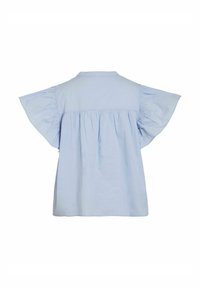 Gaiši zils kokvilnas tops ar plašām plandošām piedurknēm un savāktu aizmugures dizainu. Tam ir neliels apkakles un maiga, gluda tekstūra.