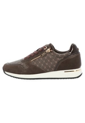 Brun sneakers med ruskind og mønstret stof, guld lynlåsdetalje, brune snørebånd og hvid sål med sort slidbane og gulddetalje.