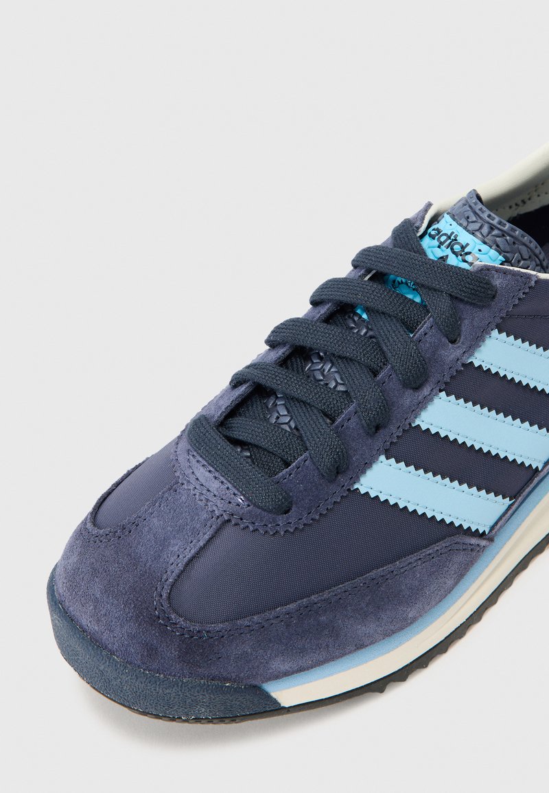 adidas Originals UNISEX - Trainers - shadow navy/clear blue/off white/blue  - Zalando.co.uk