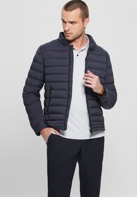 Guess SUPER-STRETCH - Giacca invernale - blau