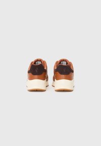 Skechers UNO - Trainers - cognac
