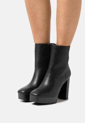 Madden Girl, Bottines à talons hauts - black