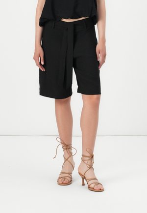 Shorts - black