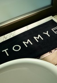 Tommy Hilfiger ORIGINAL TOWEL - Πετσέτα θαλάσσης - desert sky