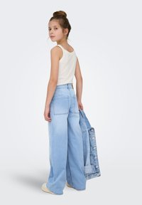 ONLY GIRLS Sirgete säärtega teksad - light blue denim
