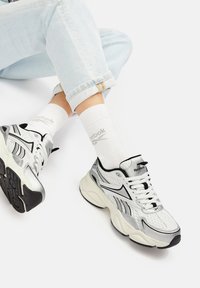 Reebok Edzőcipő - white/silver
