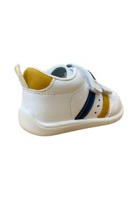 Titanitos DEPORTIVA RESPETUOSA - Zapatillas - blanco