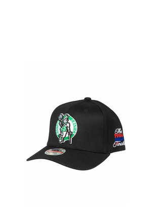 Schwarze Baseballkappe mit dem Boston Celtics-Logo auf der Vorderseite und der Stickerei "The 1986 NBA Finals" an der Seite.