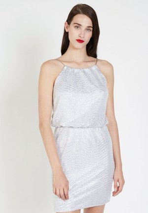 CON CINTURILLA ELÁSTICA - Vestido de cóctel - plata