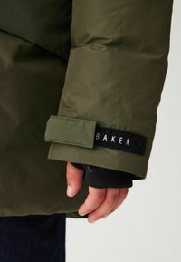 Baker by Ted Baker SHOWER RESISTANT REGULAR FIT - Vinterkappa /-rock - khaki green