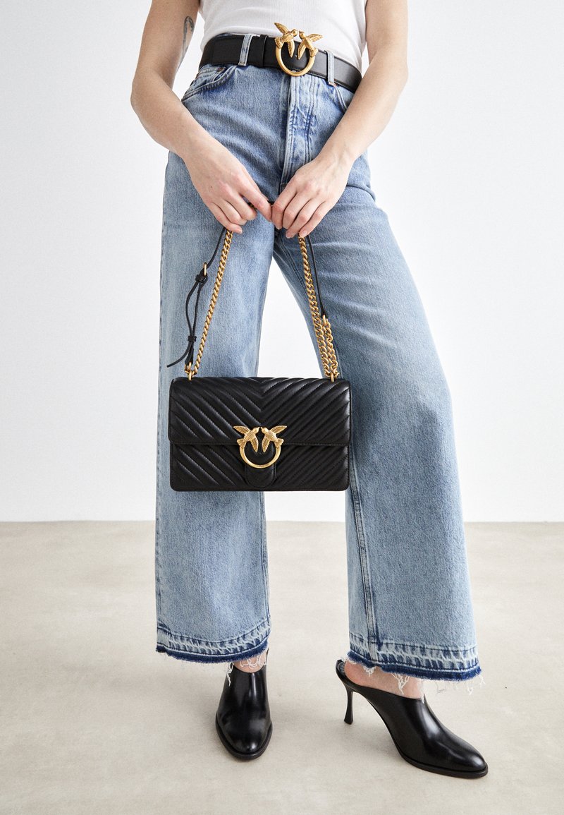 Pinko - LOVE ONE CLASSIC  - Bandolera - black, Ampliar
