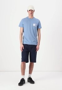 Thumbnail Image 2