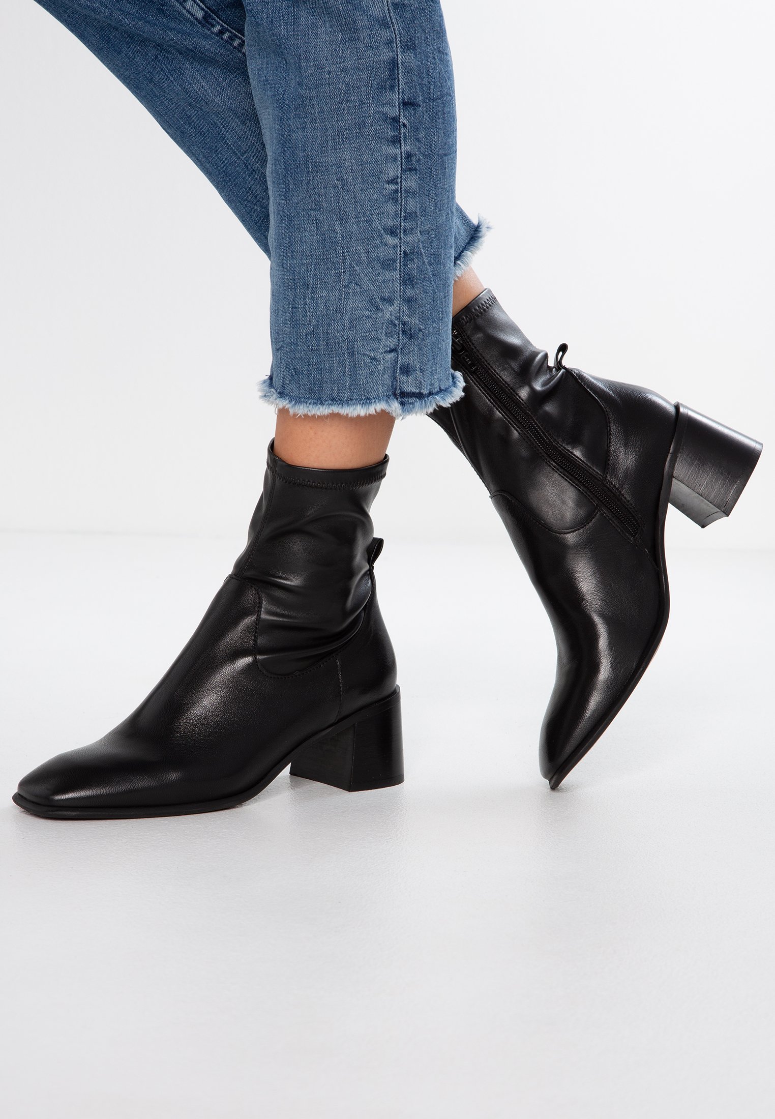 miista azra boot