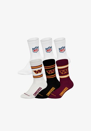 Drei Paar NFL-Socken in Weiß, Schwarz und Burgunder mit Washington Commanders Logos und Teamfarben.