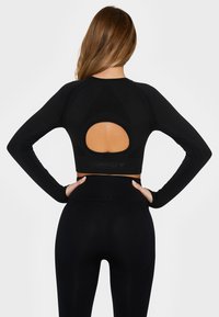 SQUATPROOF PURPOUSE - Longsleeve - black