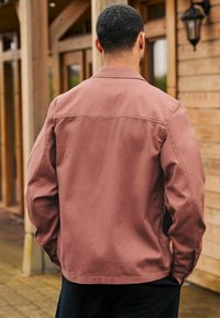 Next REGULAR FIT - Farmerdzseki - clay