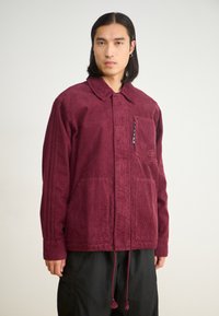 adidas Originals CHORE COAT - Tunn jacka - shadow red