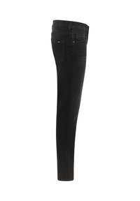 Slim-fit svarta denimjeans med medelhög midja. Har en mjuk yta, fem fickor och en läderetikett baktill.
