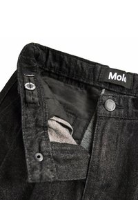 Molo AEISHA PLEATS - Vaqueros rectos - washed black