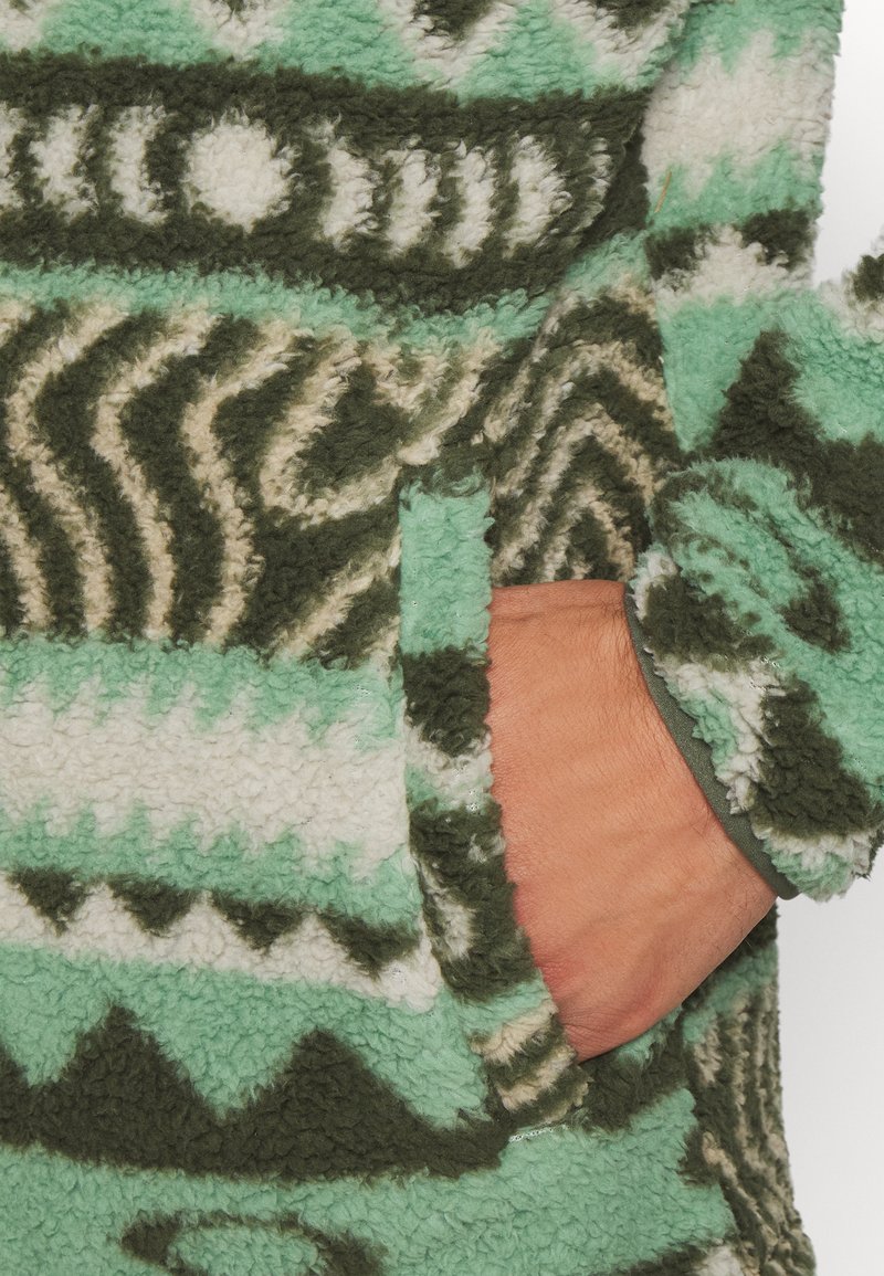 Oakley MOUNTAIN FIRE SHERPA - Fleecejacka - green