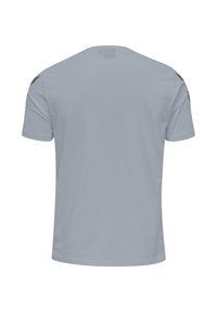 Lysegrå kortærmet skjorte vist bagfra med mørke pil-lignende designs på begge ærmer.